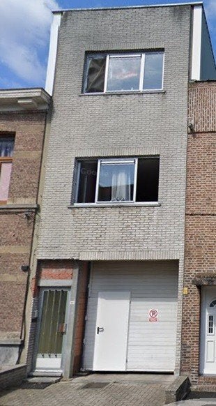 staanplaats is in een grote garage met sociale controle, Anvers (ville)