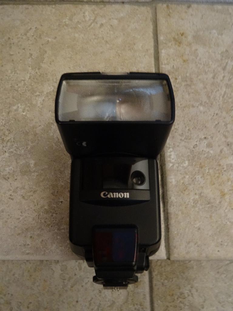 CANON SPEEDLITE 540EZ CAMERAFLITSER, Audio, Tv en Foto, Foto | Flitsers, Ophalen of Verzenden, Gebruikt, Canon, Kantelbaar