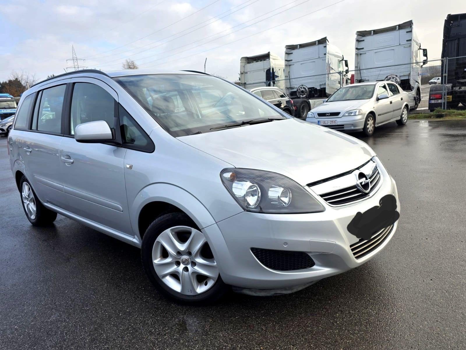 Opel Zafira/2012/7 sièges, Autos, USB, 7 places, Boîte manuelle, 5 portes