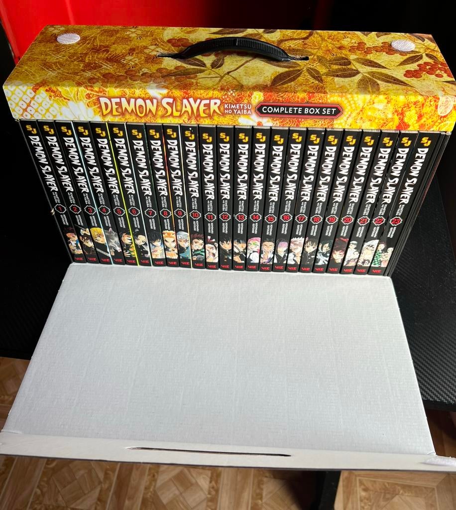 Demon Slayer (Kimetsu no Yaiba) Complete Box Set, Boeken, Complete serie of reeks, Ophalen of Verzenden, Zo goed als nieuw, Japan (Manga)