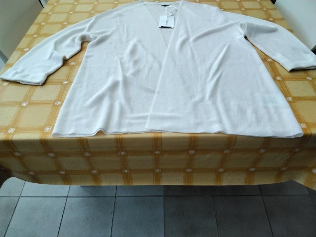 Nieuwe witte gilet- trui Mayerline, Kleding | Dames, Truien en Vesten, Nieuw, Maat 46/48 (XL) of groter, Wit, Ophalen of Verzenden