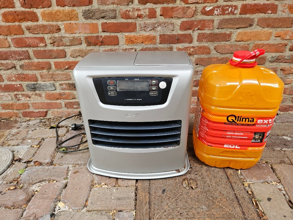 Zibro SRE 237 E met brandstof, Maison & Meubles, Poêles, Enlèvement, Utilisé, Autres carburants, Chauffage au kérosène