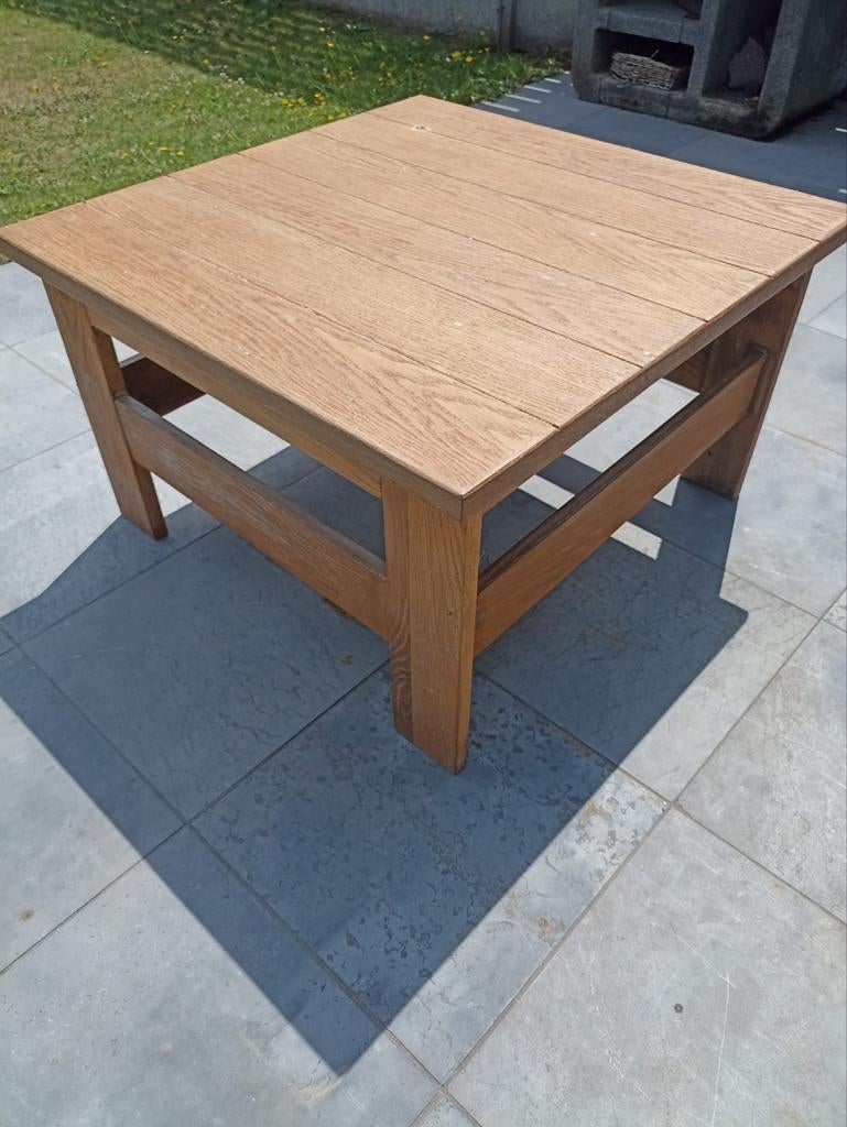 Héél stevige salontafel, Ophalen