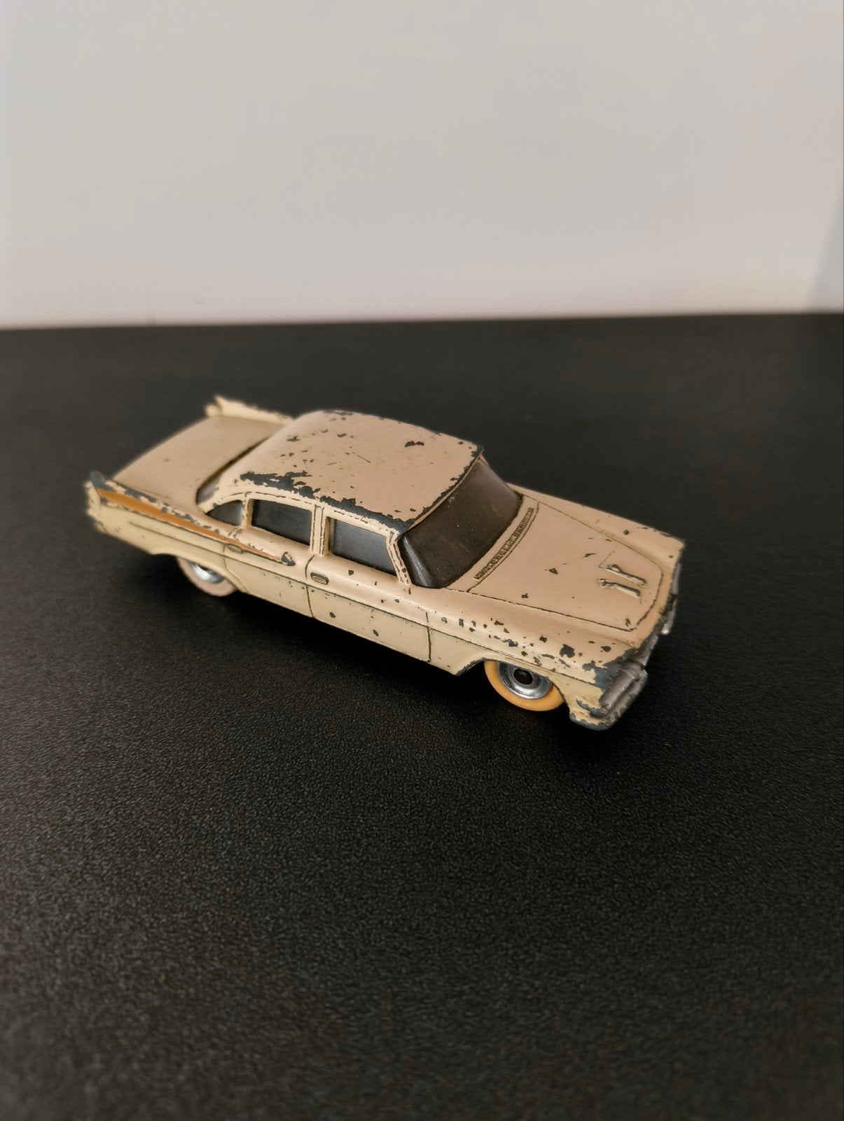 Dinky Toys Dodge Royal Saloon, Hobby & Loisirs créatifs, Voitures miniatures | 1:43, Enlèvement ou Envoi, Dinky Toys