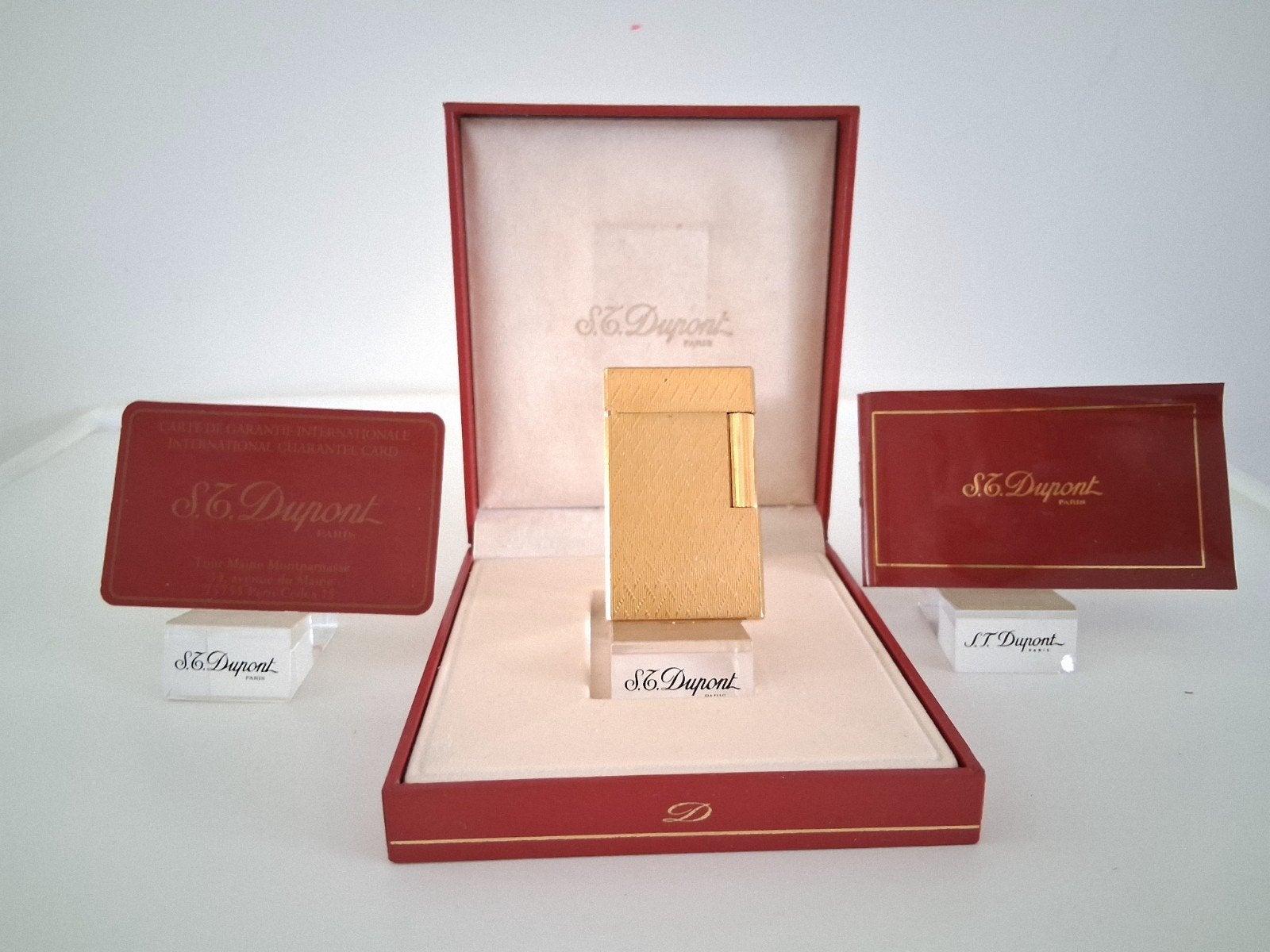 Ensemble complet de briquet Dupont L1 en métal doré, Enlèvement ou Envoi, Utilisé, Briquet