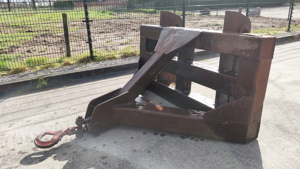 Volvo L150 L180 L220 Jib hook, Zakelijke goederen