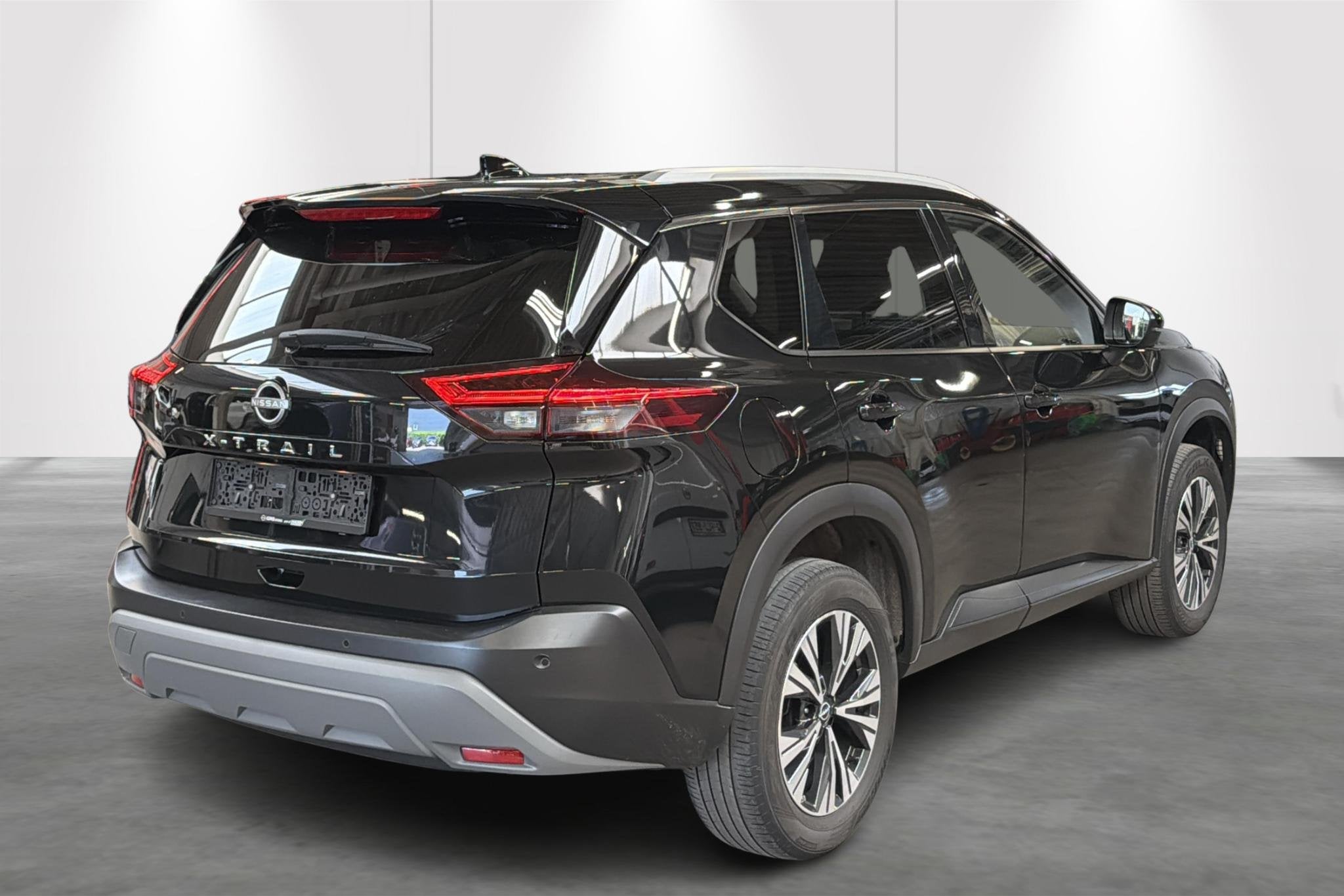 Nissan X-trail MHEV-Aut-7pl-Carplay-Gps-Airco-360Cam, Auto's, Stof, Gebruikt, 120 kW, Bedrijf