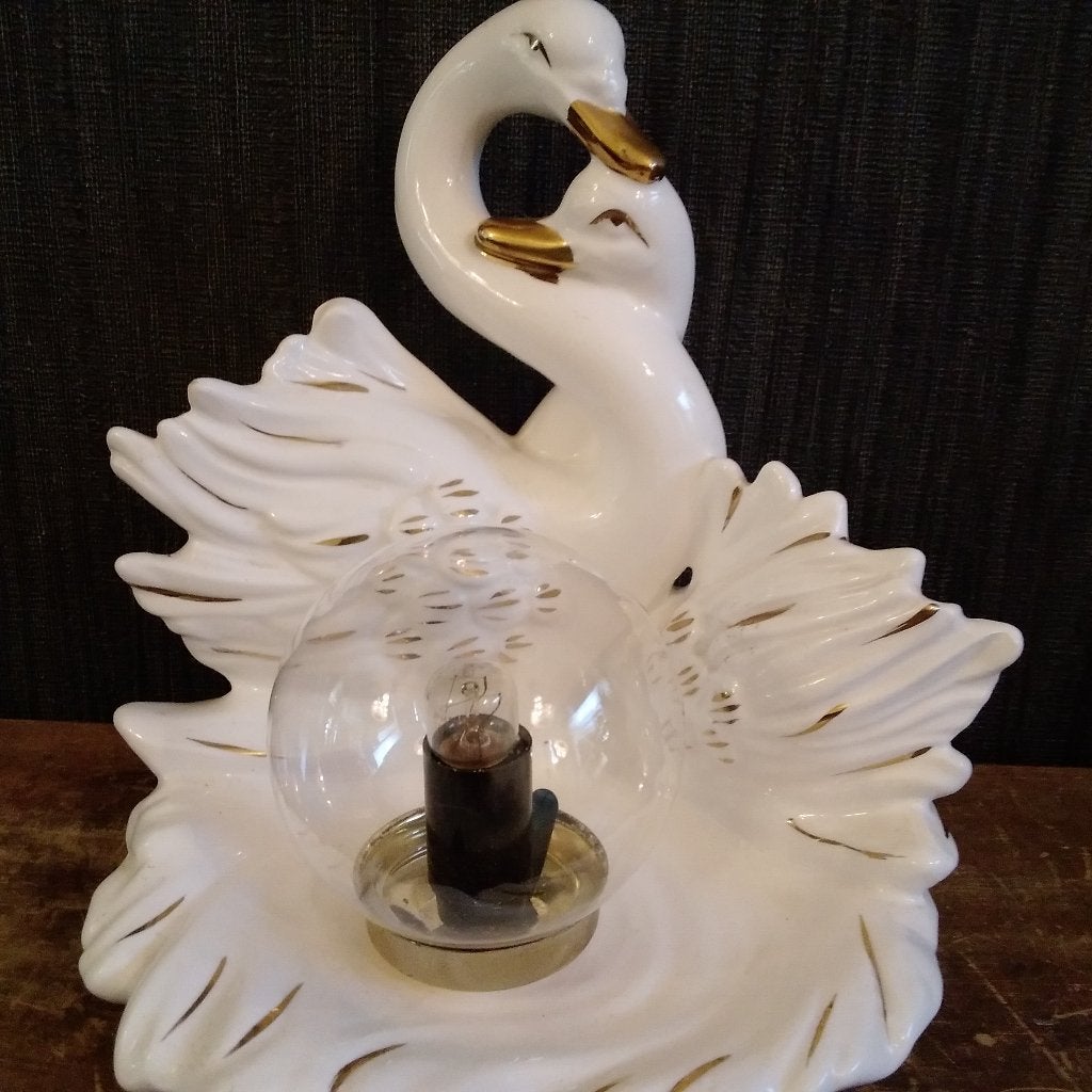 Lampe vintage en forme de cygnes, Antiquités & Art, Envoi