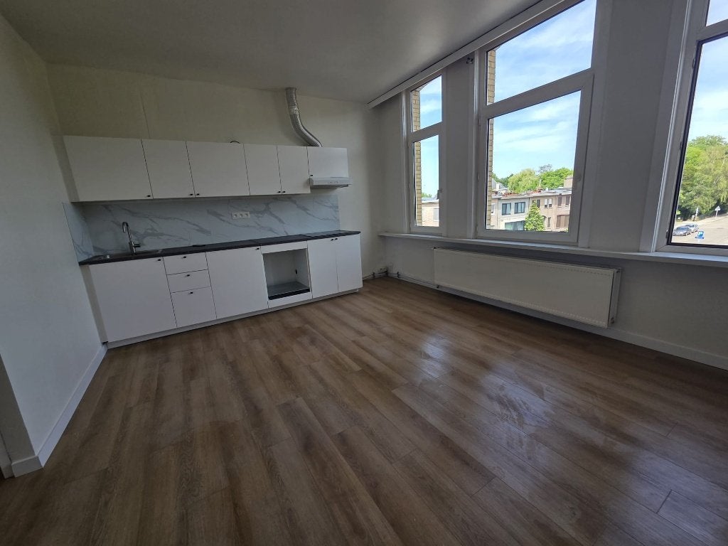 Gerenoveerd appartement met 2 Slaapkamers in Deurne, Immo, Appartements & Studios à louer, 50 m² ou plus