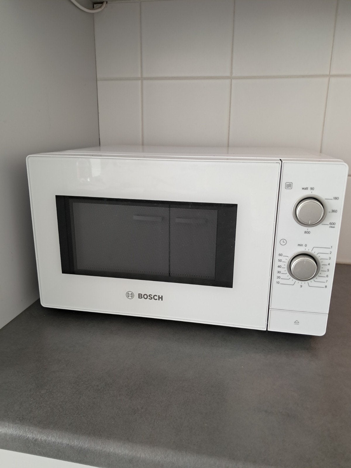 Microgolfoven Bosch FFL020MW0 WH, Ophalen, Gebruikt, Microgolfoven, Draaiplateau
