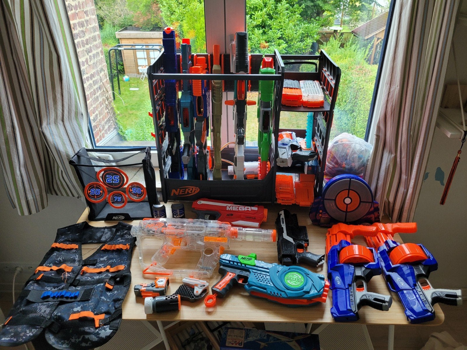 Lot de jouets Nerf et accessoires, Ophalen, Gebruikt