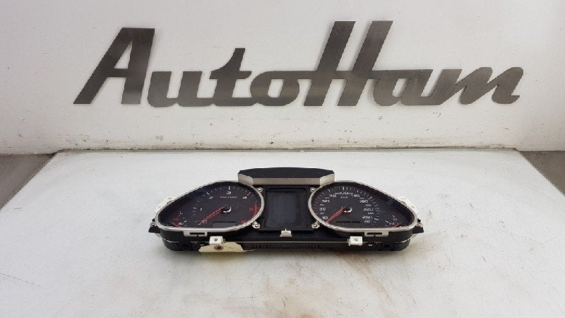 INSTRUMENTS DE BORD Audi A6 Quattro (C6) (01-2004/03-2011), Auto-Union-Straße  1,
85057  Ingolstadt, DE, Info@audi.de, Audi, Utilisé