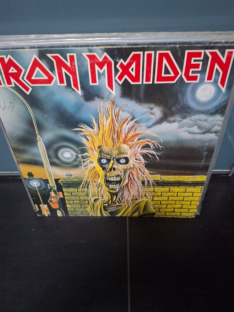 lp - iron maiden - iron maiden - japanese press, Heavy metal, Enlèvement ou Envoi, Avec pochette intérieure, Utilisé