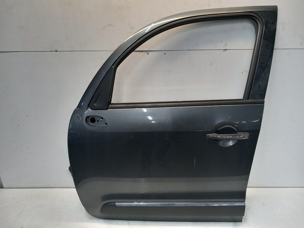 Portier links voor Citroën C3, Onderdelen@venauto.nl, Van der Ven Autorecycling B.V., Ettenseweg 76, 4706 PB Roosendaal, The Netherlands