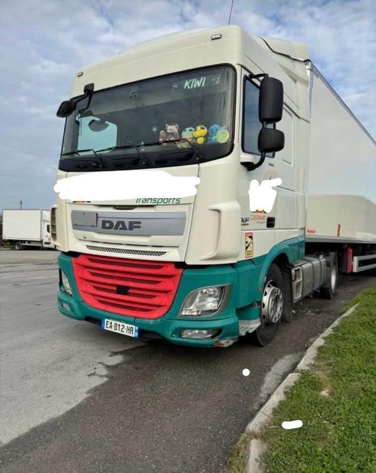 3 tracteur mercedes 1845 volvo 380 daf xf460, Auto's, Bedrijf, Te koop