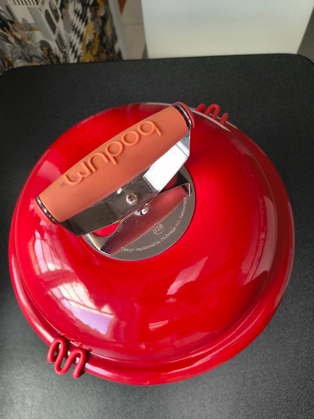 BBQ Bodum 128 Switzerland, diameter 30cm, in perfecte staat, Tuin en Terras, Ophalen, Zo goed als nieuw, BODUM