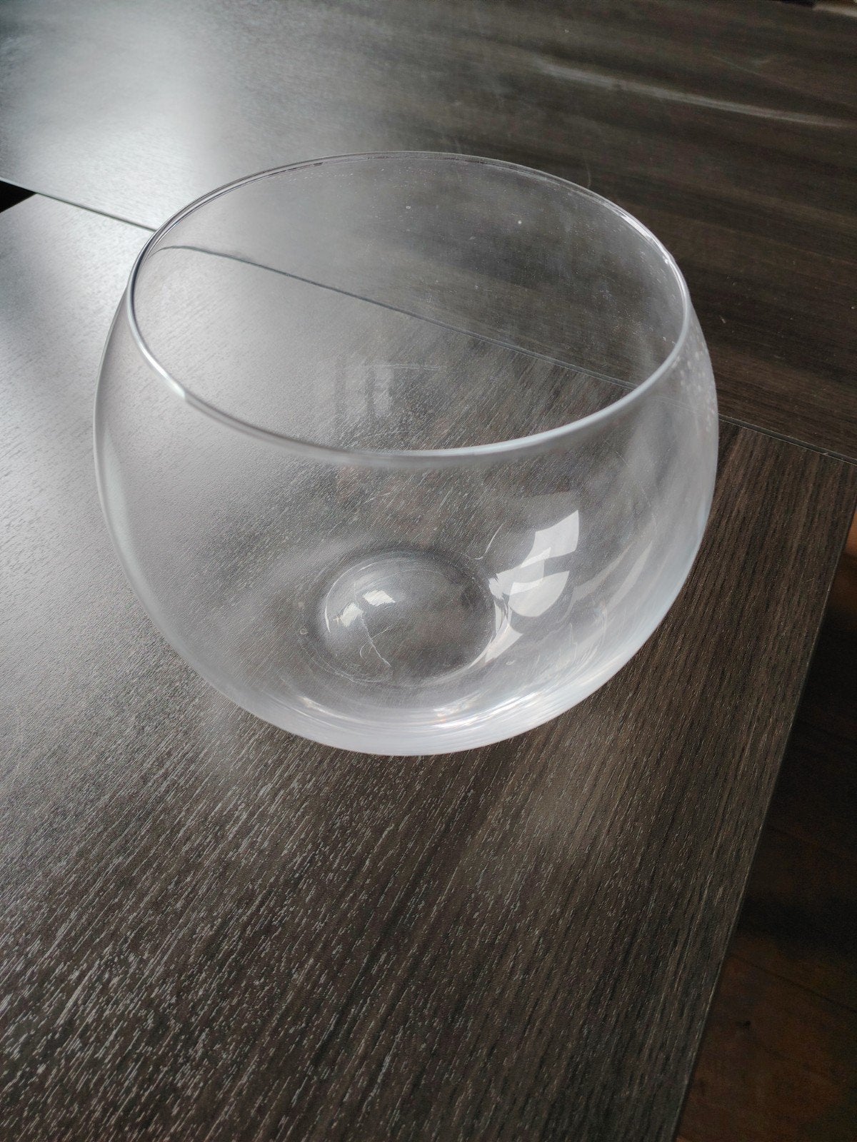 Vase rond diamètre 16cm
10€, Enlèvement, Rond
