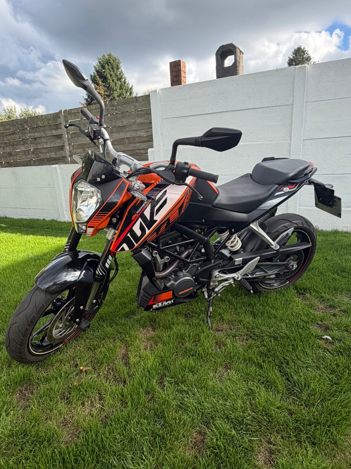 Ktm duke 125, ABS, Permis Moto A1 minimum, 1 cylindre, Manuelle