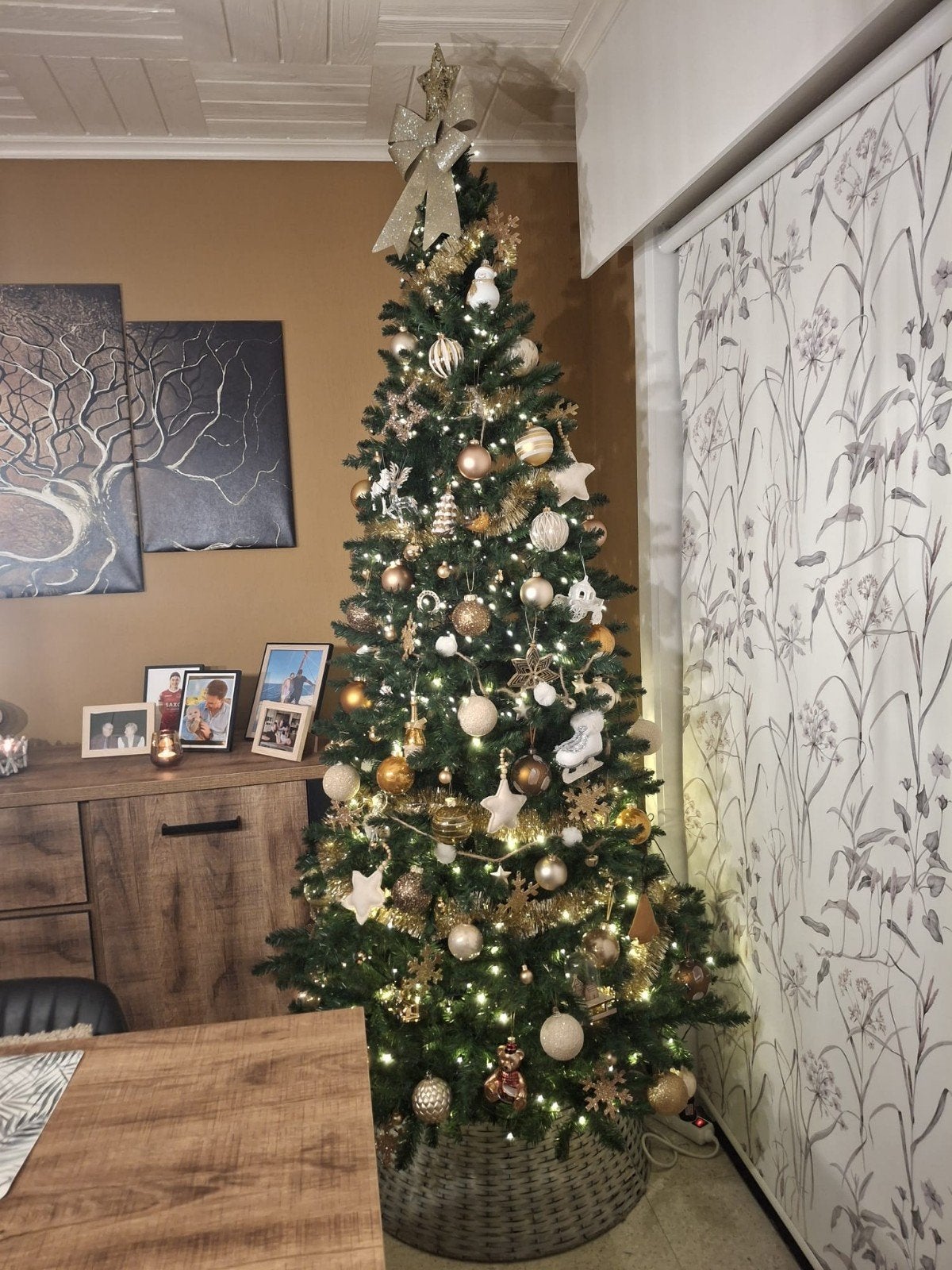 kerstboom met versiering, Ophalen