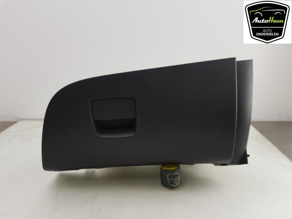 COMPARTIMENT A GANTS Corsa E (|39013999|39141454|39014003|), Utilisé, Opel