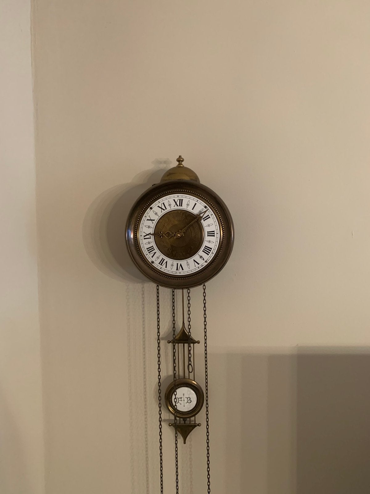 Mooie Franse Comtoise wandklok met gewichten en slinger, Ophalen, Zo goed als nieuw, Met gewichten, Wandklok