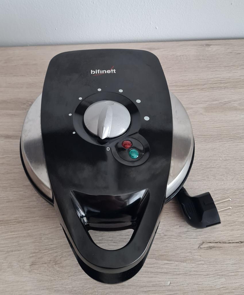 Petit gaufrier Bifinett KH 1105, Electroménager, Enlèvement, Utilisé
