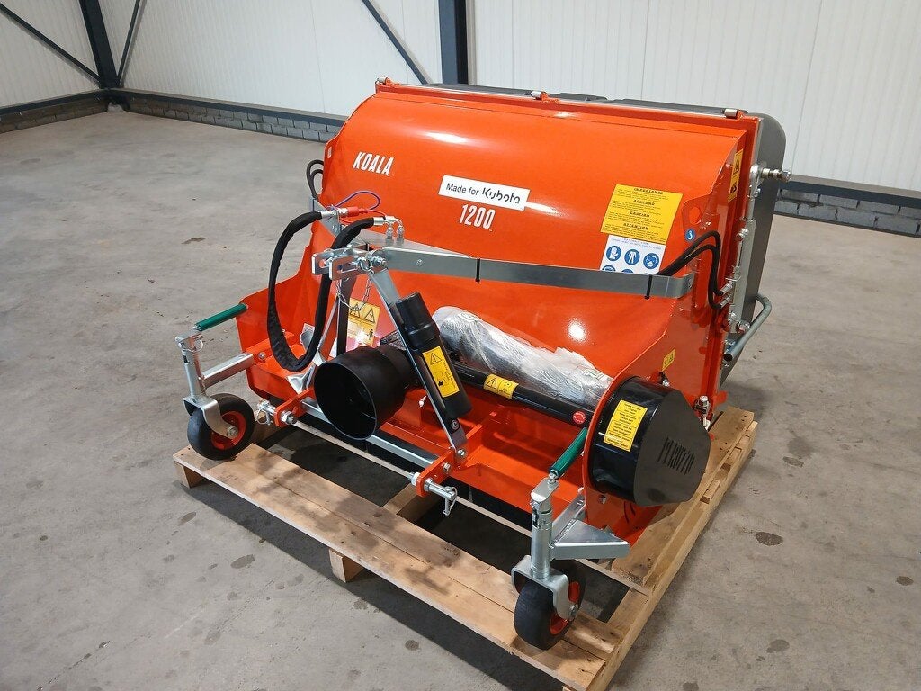 Kubota Koala 1200, Kubota Hol, Kbt_g.eu_market_surveillance@kubota.com, Hoofdweg Oostzijde 1264
2153 LR  Nieuw-Vennep, NL, Maaier