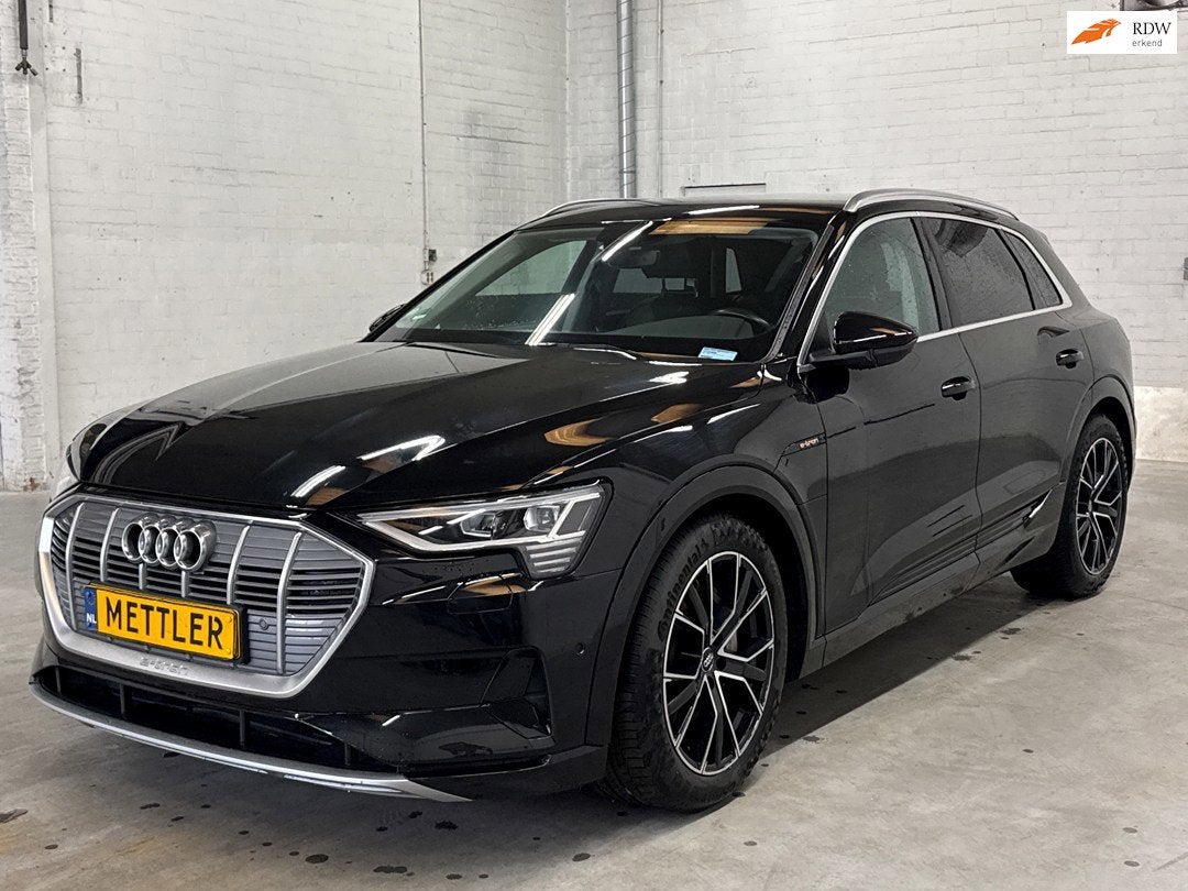 Audi e-tron E-tron 50 quattro Launch edition 71 kWh | SOH 88, Autos, Cuir, 1800 kg, 300 km, Carnet d'entretien