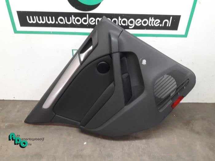 Portierbekleding 4Deurs links-achter van een Volkswagen Golf, Auto-onderdelen, Gebruikt, -, Volkswagen, -