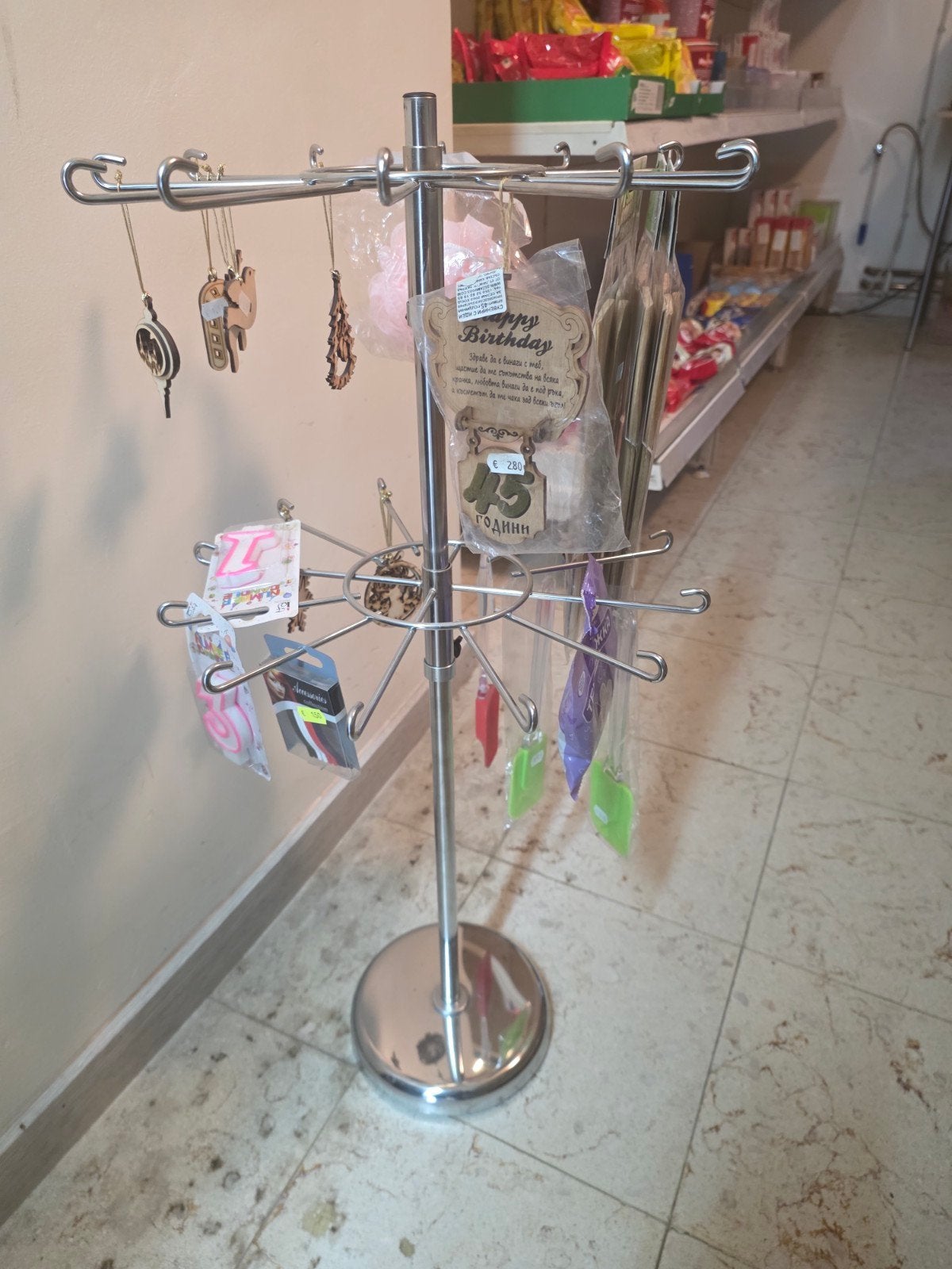 Material Winkel, Zakelijke goederen, Ophalen