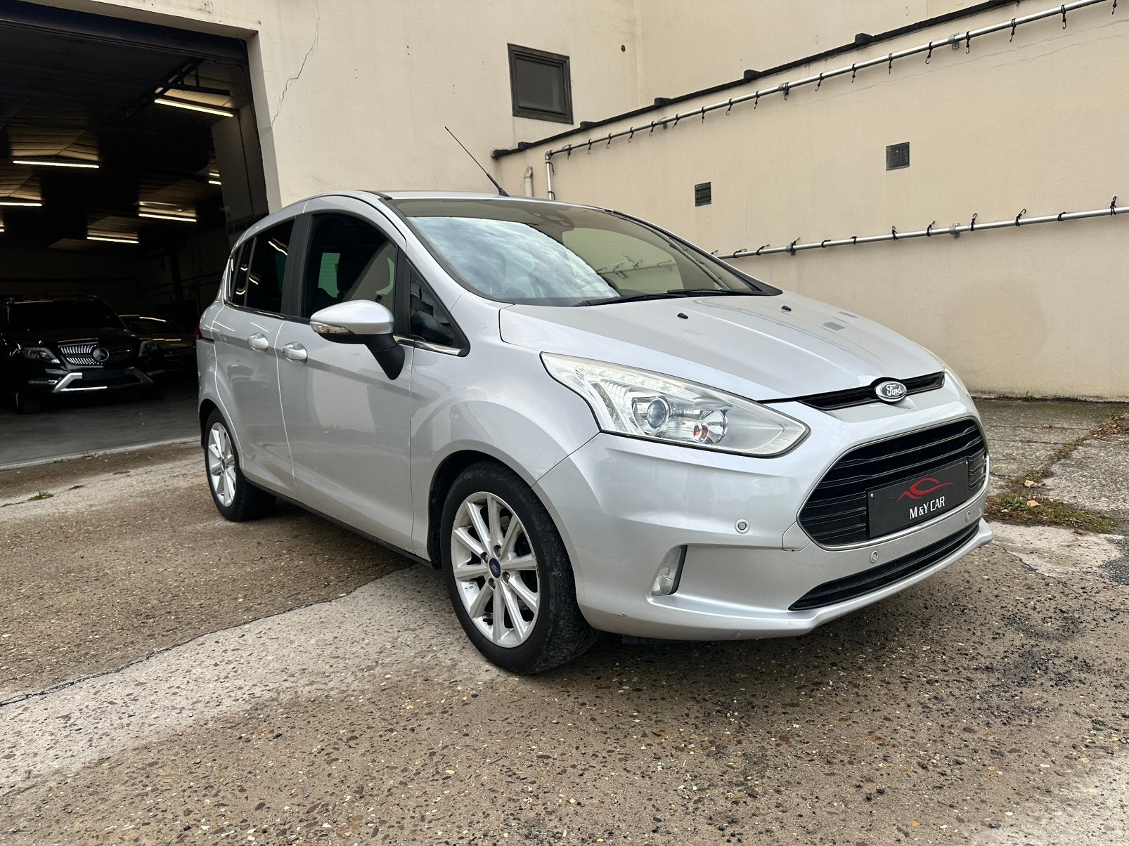 FORD B-MAX 1.0 EcoBoost, Argent ou Gris, Achat, Euro 6, Entreprise