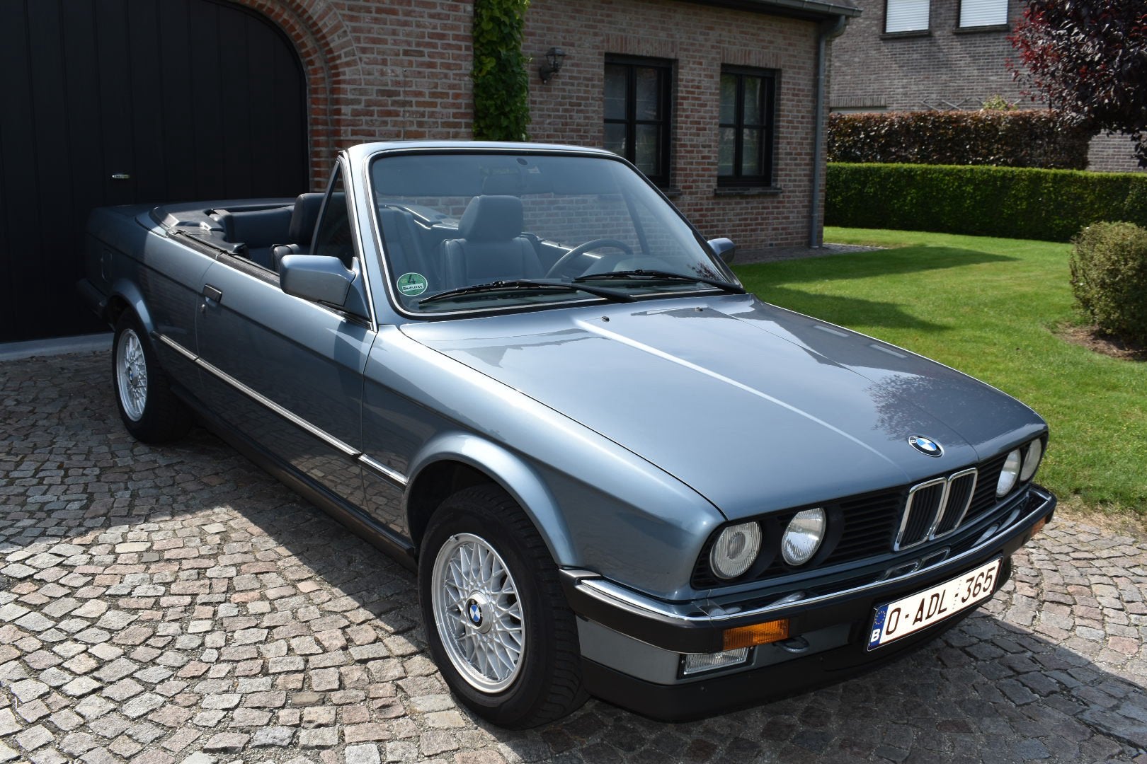 BMW 320i cabrio 1988 in mooie staat., Euro 2, 4 zetels, Achterwielaandrijving, Cabriolet