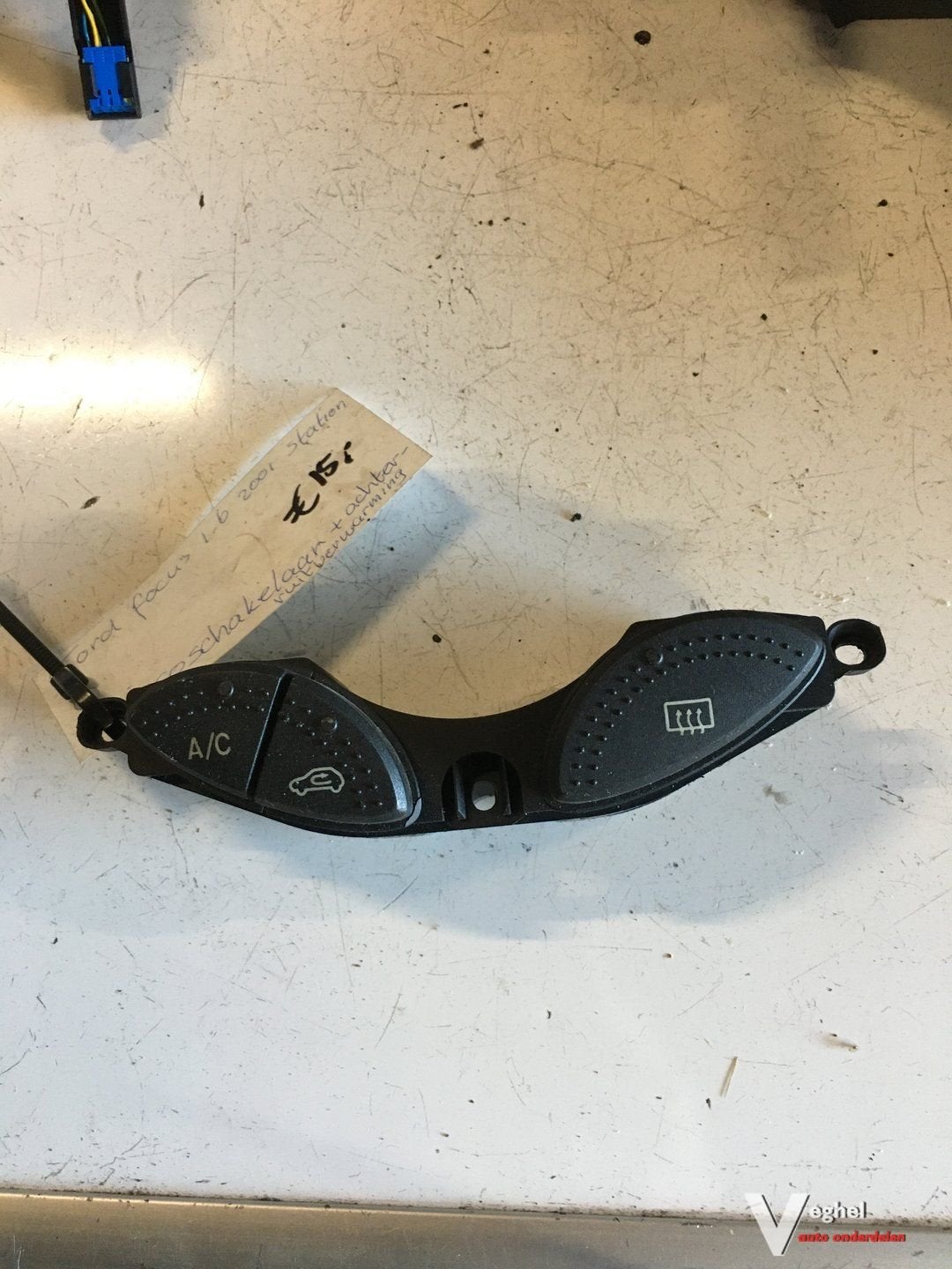 Ford Focus 2001 Airco schakelaar + Achterruitverwarmingschak, Gebruikt, -, -, Ophalen of Verzenden