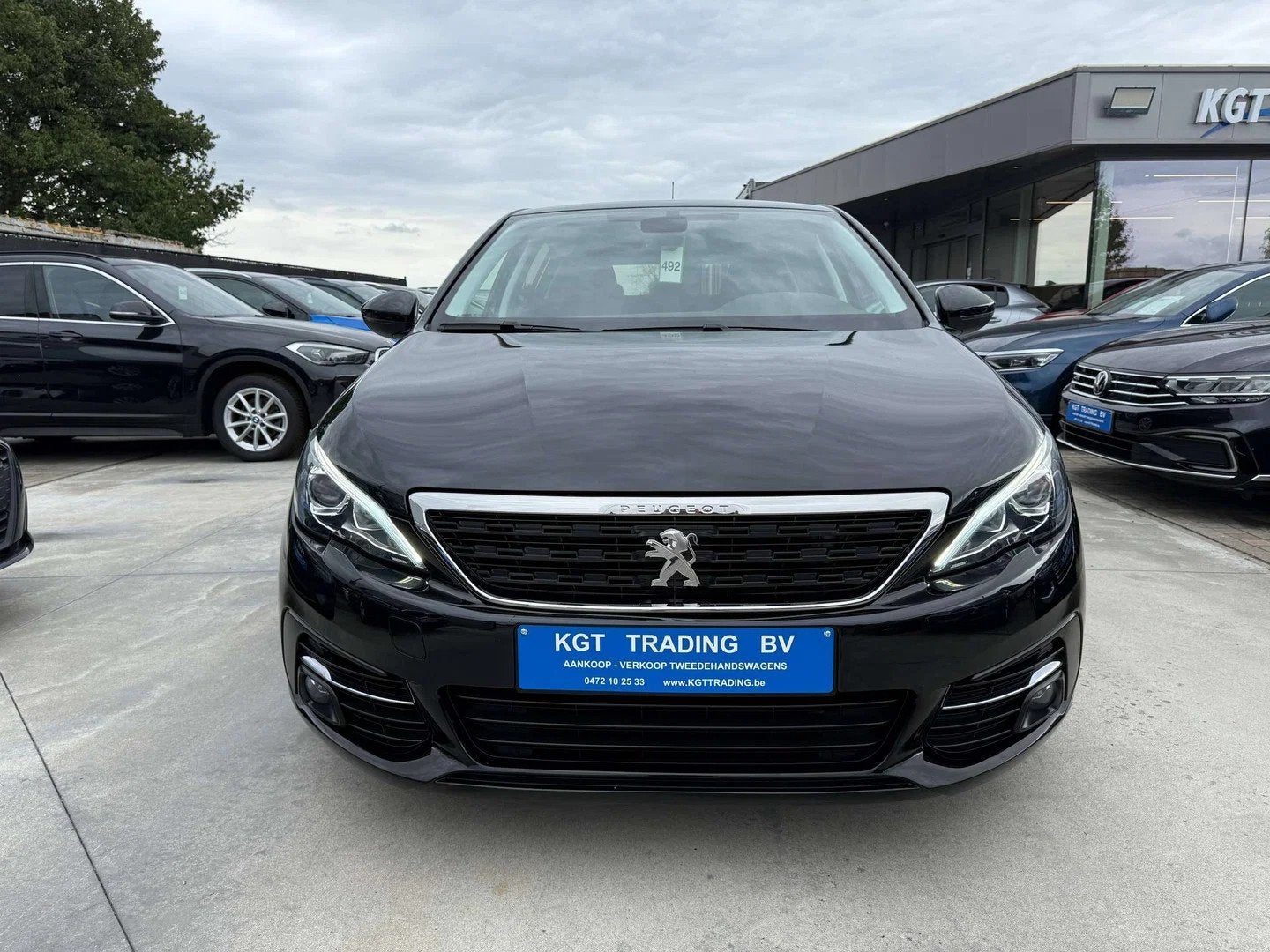 Peugeot 308 1.2i 110PK 5-DEURS STYLE NAVIGATIE CAMERA CARPLA, Stof, Gebruikt, 1199 cc, Zwart
