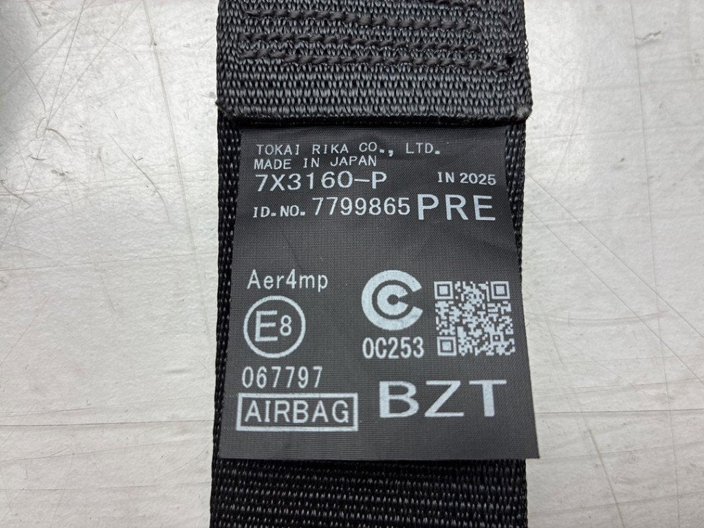 CEINTURE DE SECURITE AVANT DROIT Corolla Cross (|7X3160P|), Kundenbetreuung@toyota.de, Toyota, Utilisé, Toyota-Allee 2
50858  Köln, DE