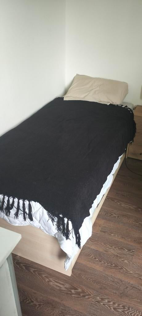 Eenpersoonsbed IKEA met opbergruimte en matras – Antwerpen, Maison & Meubles, Chambre à coucher | Lits, 200 cm