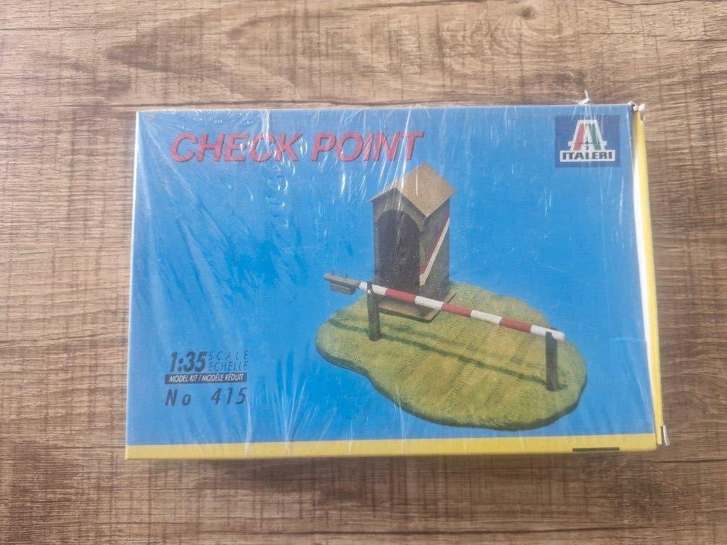 Italeri 1/35 Checkpoint, Hobby en Vrije tijd, Modelbouw | Figuren en Diorama's, Ophalen of Verzenden, Nieuw, 1:35 tot 1:50, Diorama