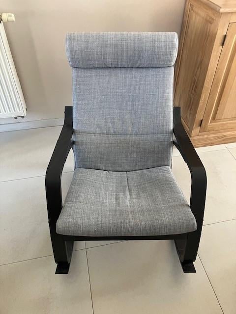 Schommelstoel met voetenbank, Huis en Inrichting, Stoelen, Ophalen, Gebruikt, Stof, Ikea