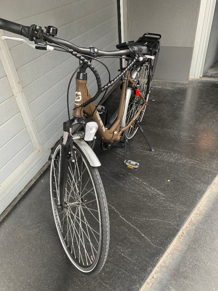 ELEKSTRISCHE fiets Minerva, Zo goed als nieuw, 47 tot 51 cm, 50 km per accu of meer, Ophalen