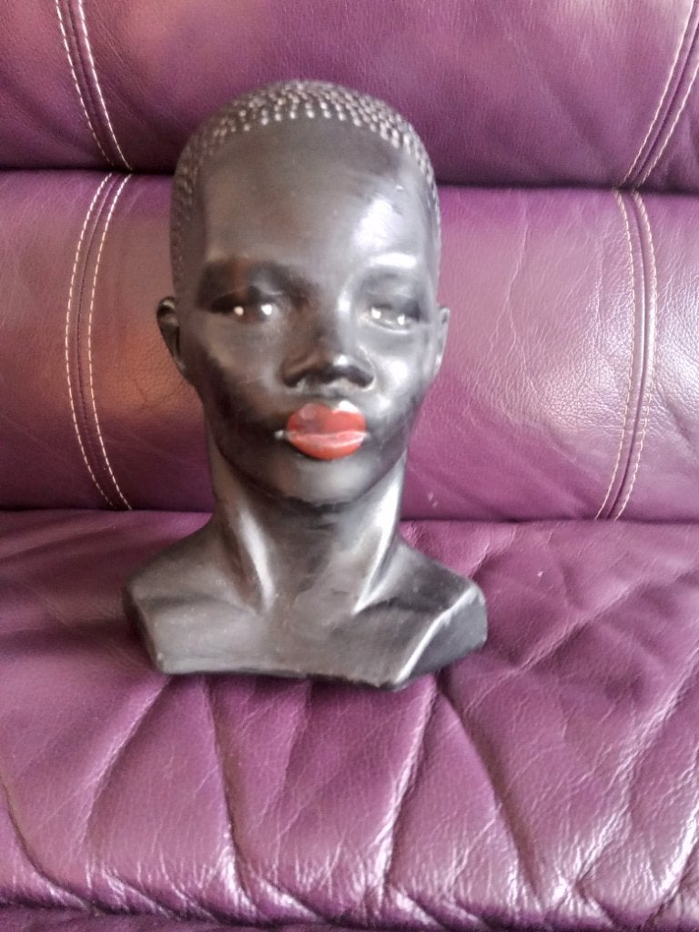 Gipsen buste van een Afrikaanse vrouw., Antiek en Kunst, Ophalen