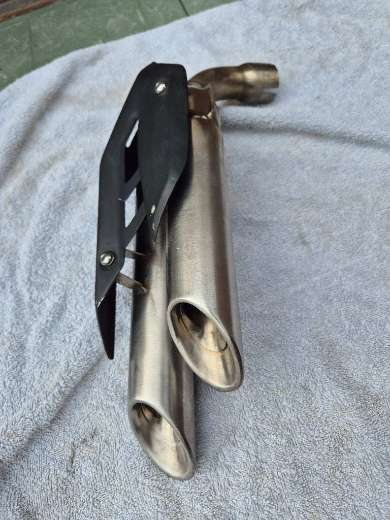 échappement Benelli, Particulier