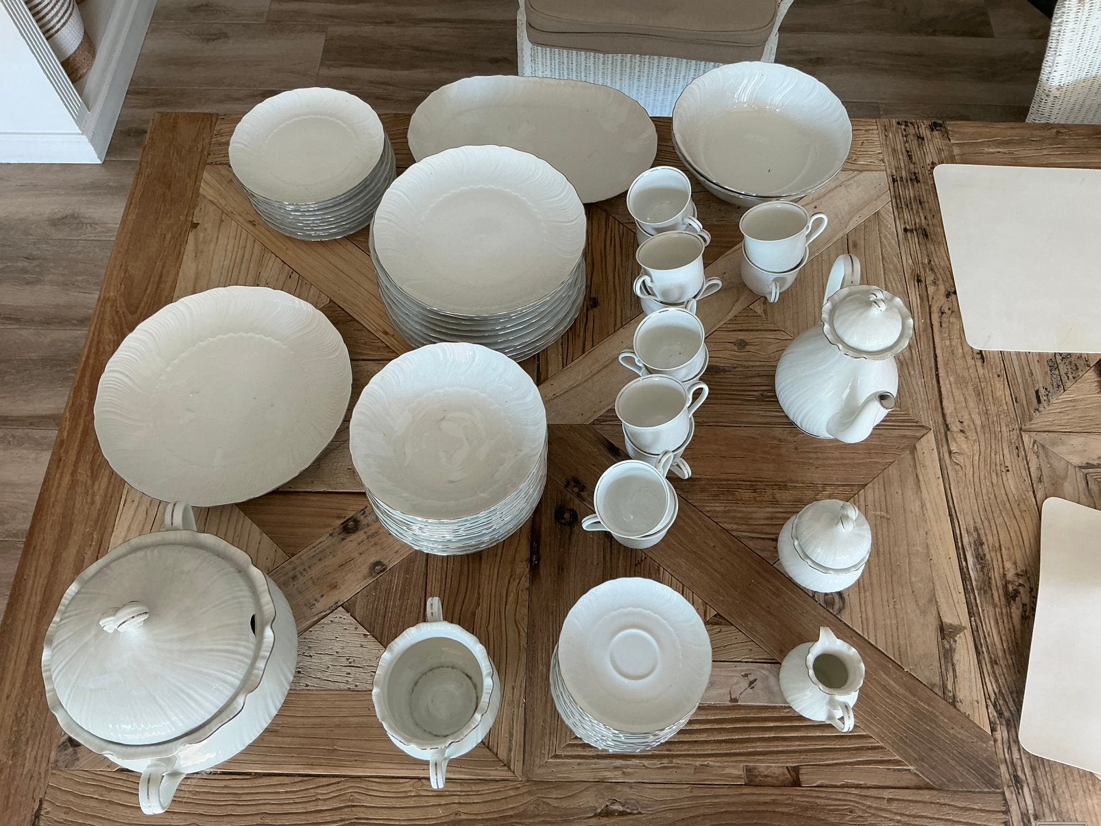 Compleet 12 delige servies, Antiek en Kunst, Ophalen