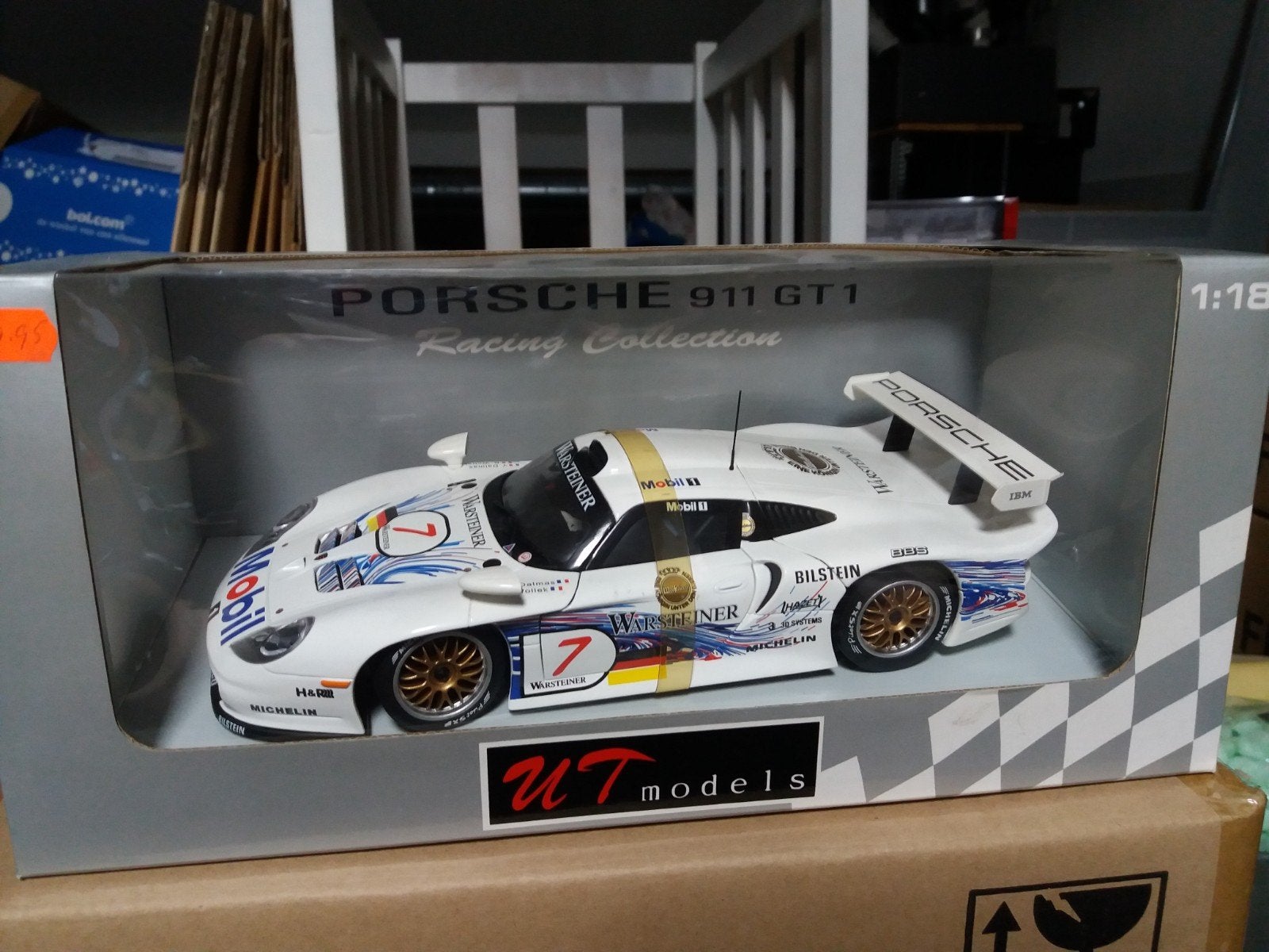 Ut Models 1/18 Porsche 911 GT1 LM, Hobby en Vrije tijd, Modelauto's | 1:18, Ophalen of Verzenden, Zo goed als nieuw, Auto, UT Models