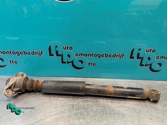 Schokdemper links-achter van een Volkswagen Golf (Golf 09-), Auto-onderdelen, Gebruikt, -, Volkswagen, -