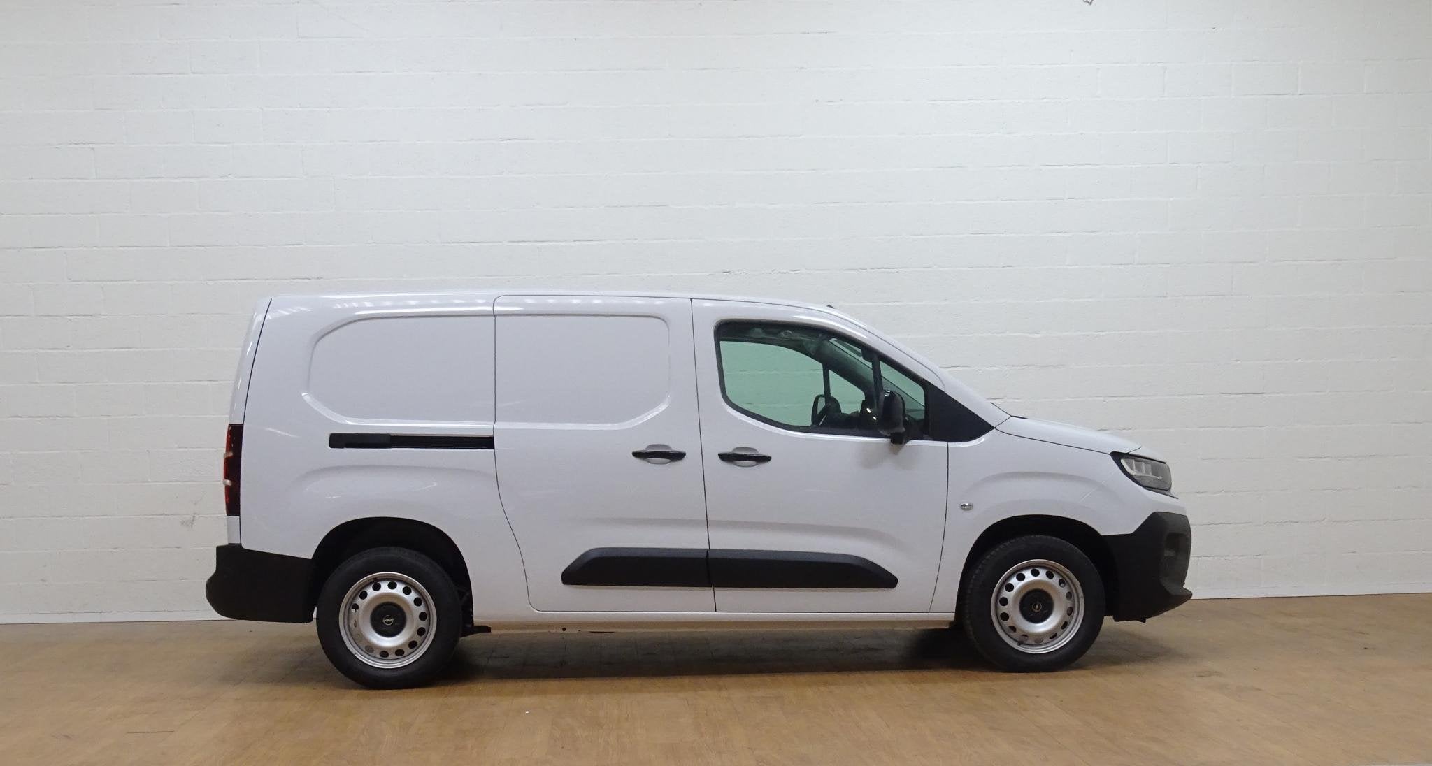 Opel Combo L2H1 1.5 Turbo D 130 S/S AT8, https://public.car-pass.be/vhr/c435161b-9718-4c8f-94cc-222d795bacf7, Achat, Bluetooth