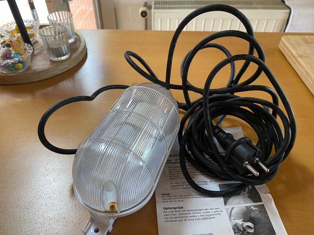 Lamp voor in voortent of luifel (camping), Ophalen, Zo goed als nieuw
