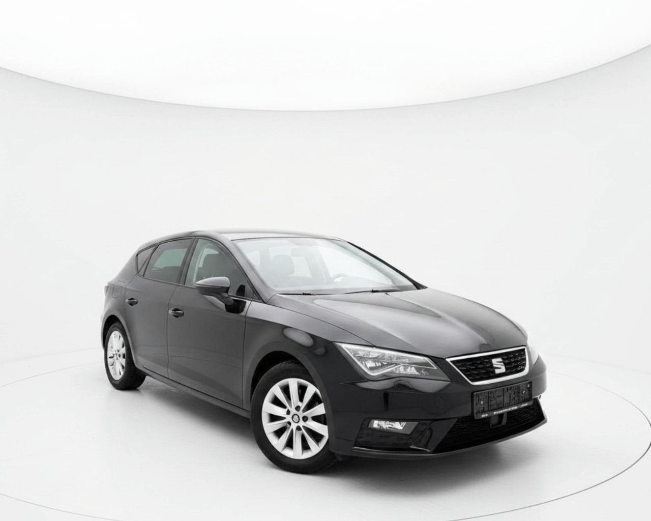 SEAT Leon (année de construction 2019), Autos, Euro 6, Entreprise, Noir, 5 portes
