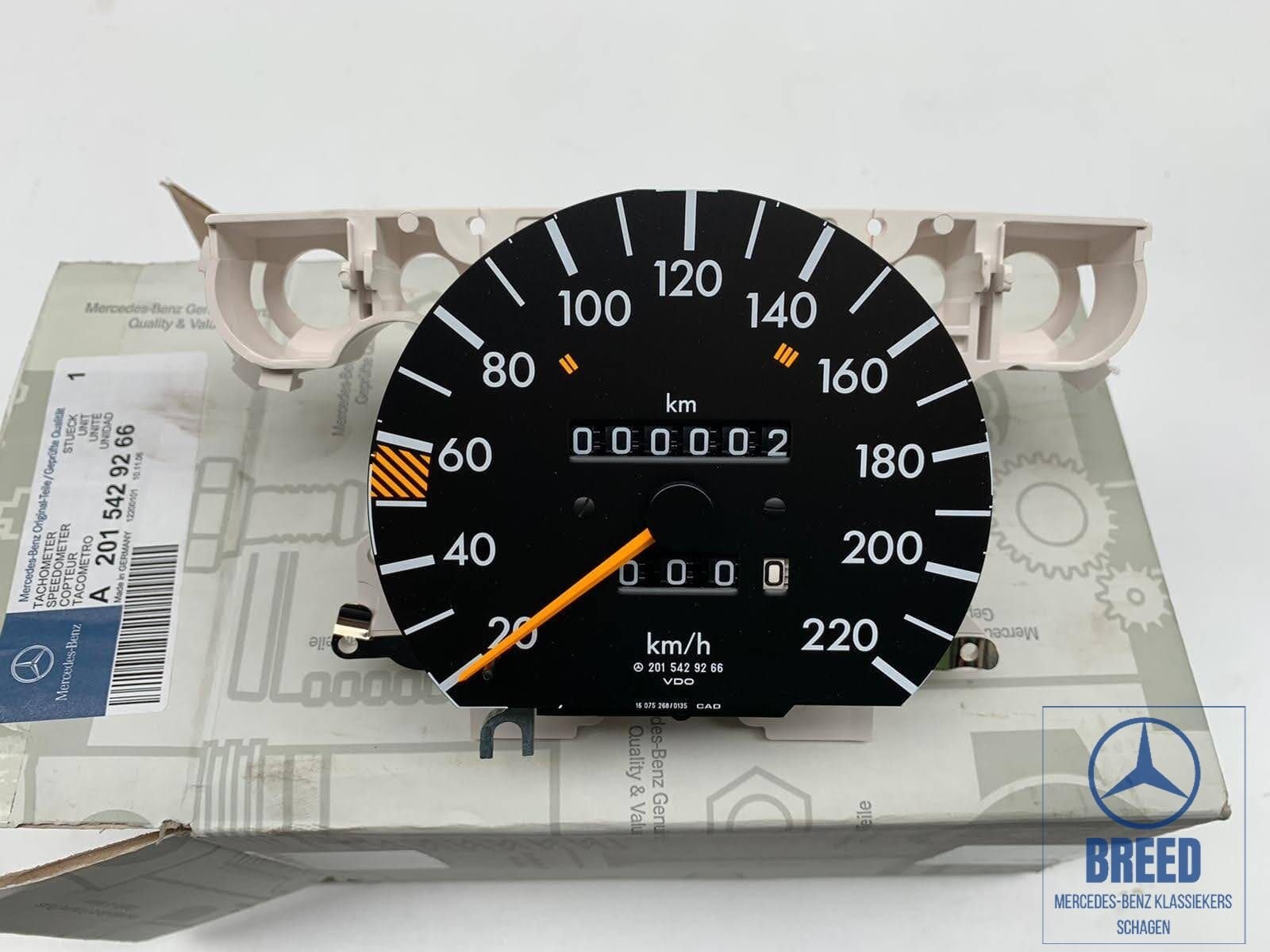 NOS Kilometerteller voor Mercedes-Benz W201 190E 2.0, Neuf, -, -, Enlèvement ou Envoi