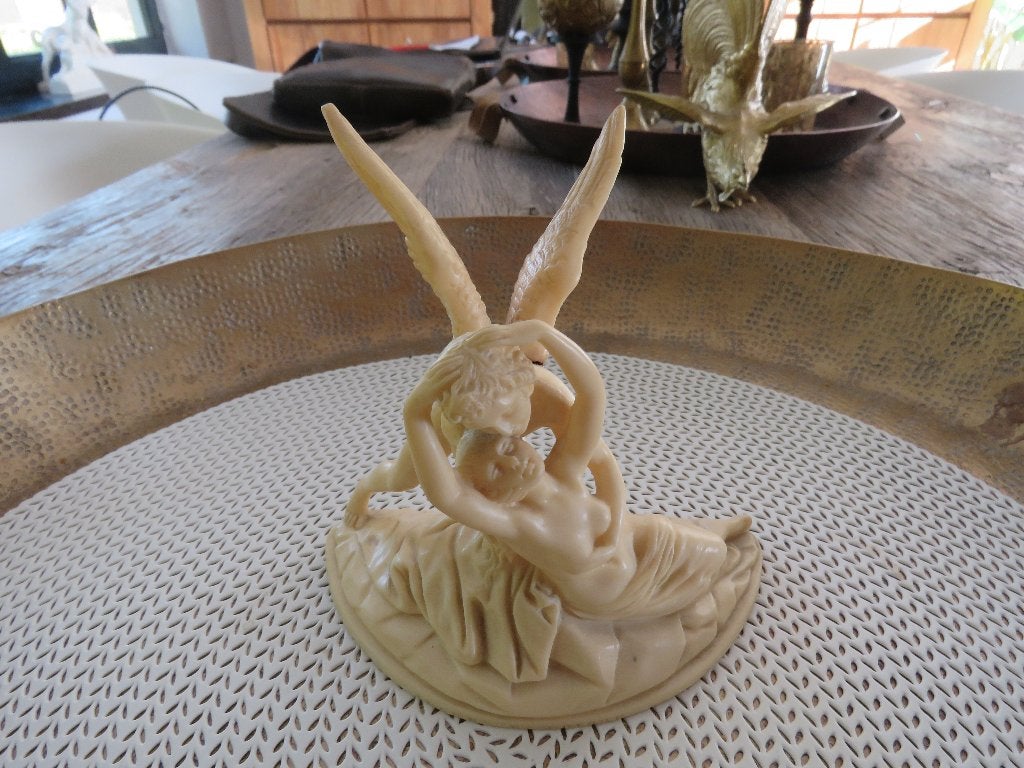 Beeldje Amor en Psyche in ivorine, Antiek en Kunst, Ophalen of Verzenden