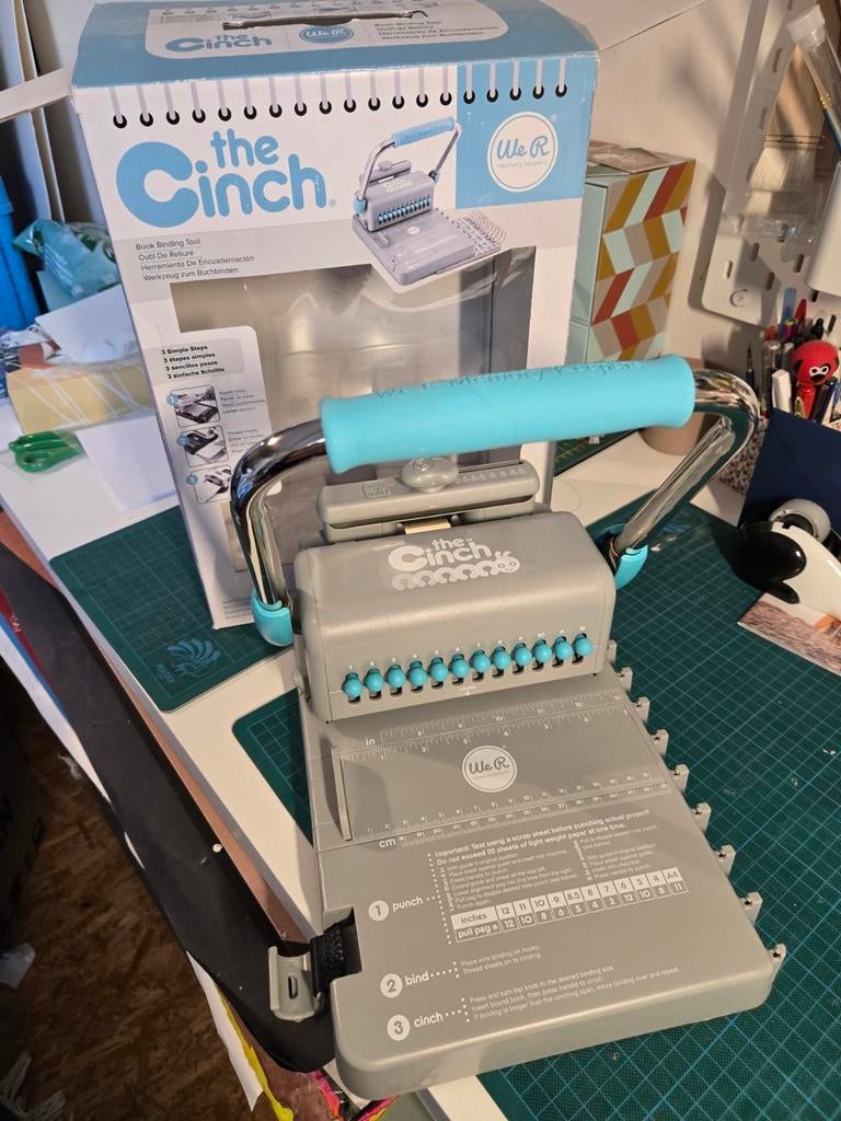 The cinch spiraalboeken maker, Hobby en Vrije tijd, Scrapbooking, Ophalen, Zo goed als nieuw
